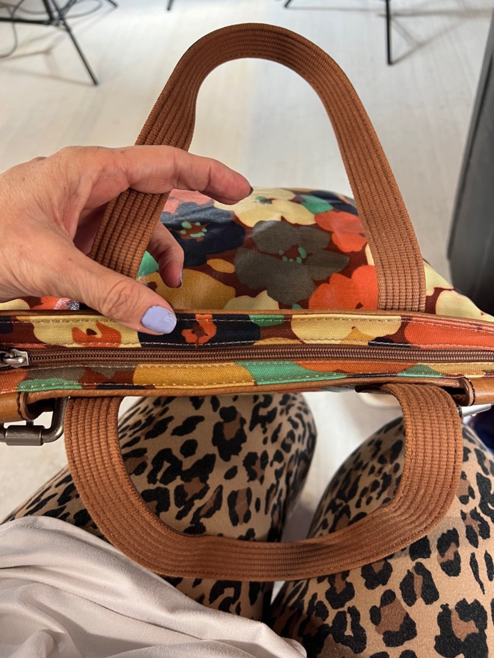 Fossil Key-Per Abstract Floral Coated Canvas Shopper Tote ZB5126 | EUC - Picture 10 of 10